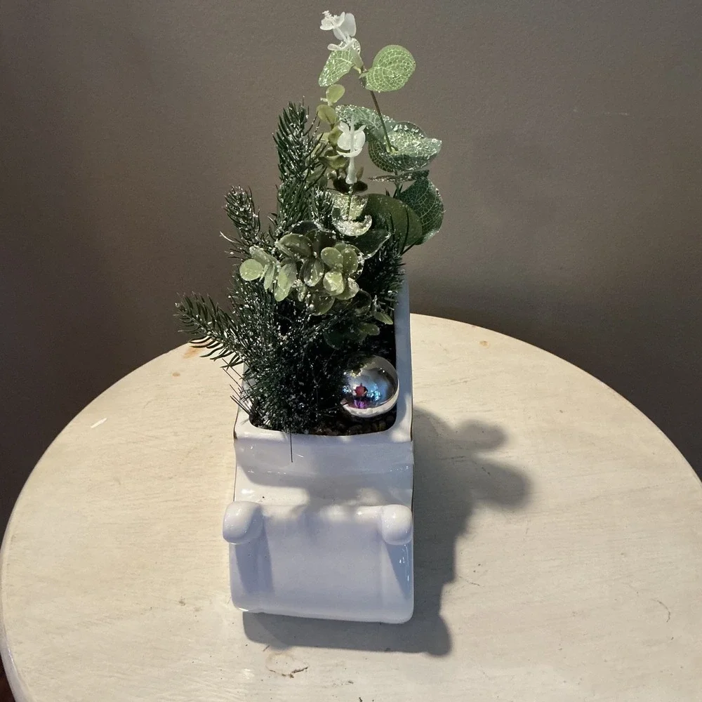 White Ceramic Sleigh Planter Christmas Decor‎ Gold Trim Frosted Greenery Fill